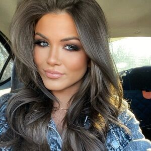 Meet your Posher, Brieanna